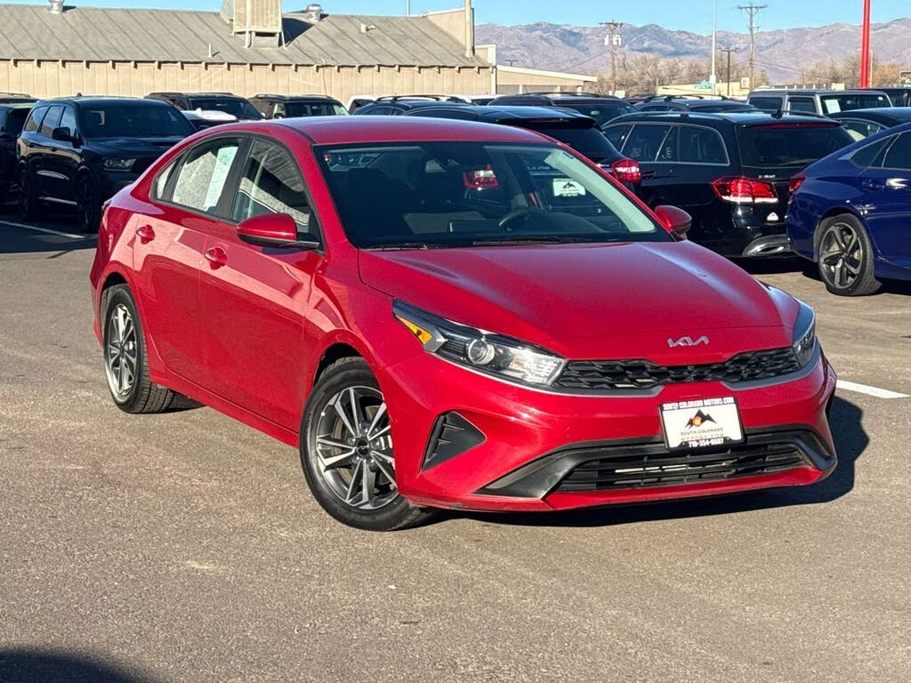 2024 Kia Forte LXS FWD