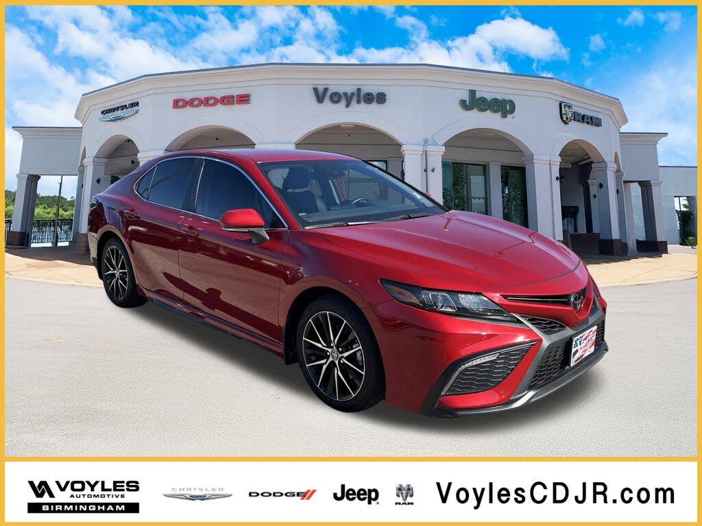 2024 Toyota Camry SE FWD