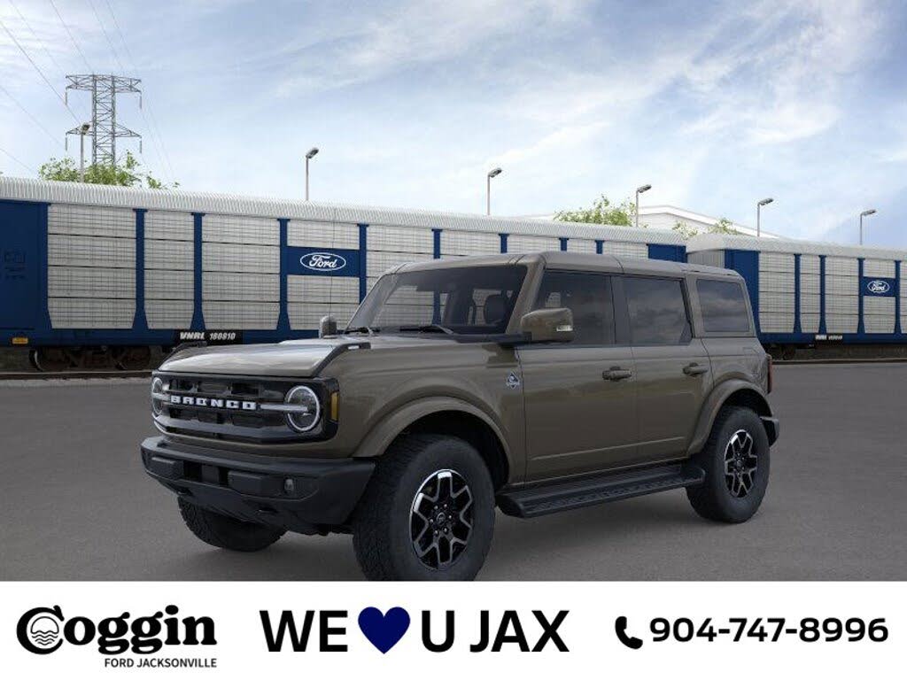 2025 Ford Bronco Outer Banks 4-Door 4WD