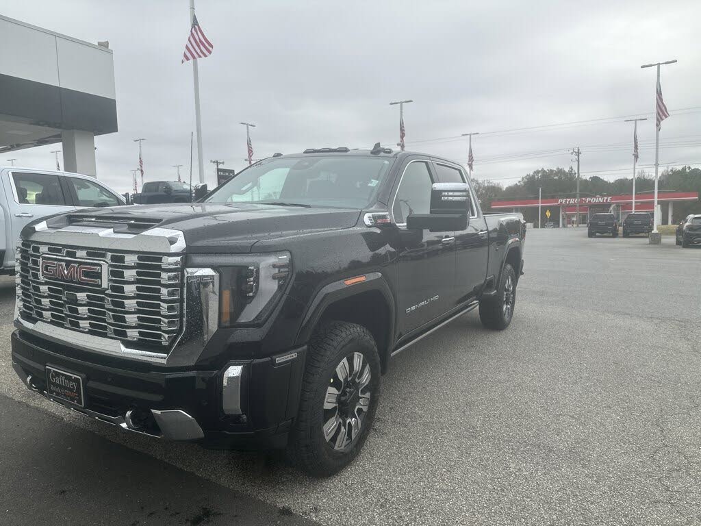 2026 GMC Sierra 2500HD Denali Crew Cab 4WD