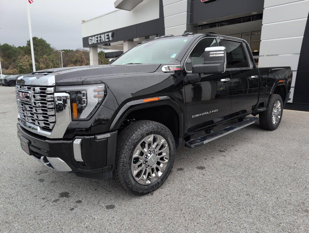 2026 GMC Sierra 2500HD Denali Crew Cab 4WD