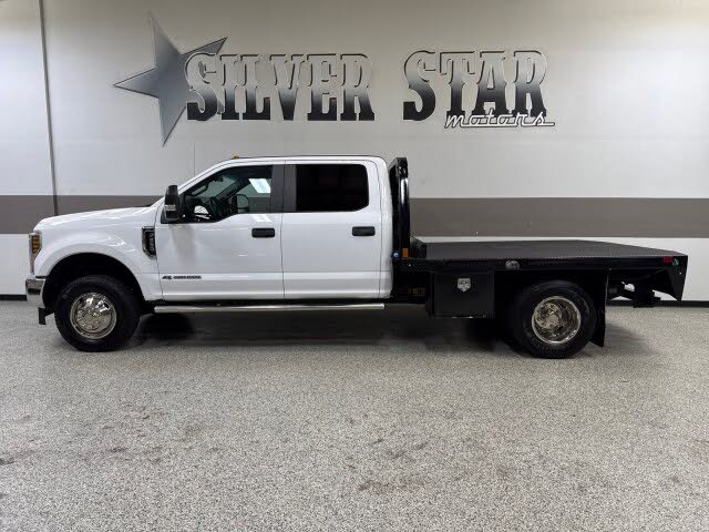 2019 Ford F-350 Super Duty Chassis XL Crew Cab DRW 4WD