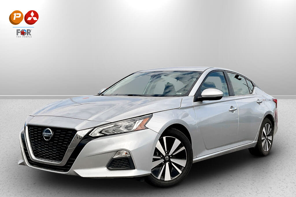 2022 Nissan Altima 2.5 SV FWD