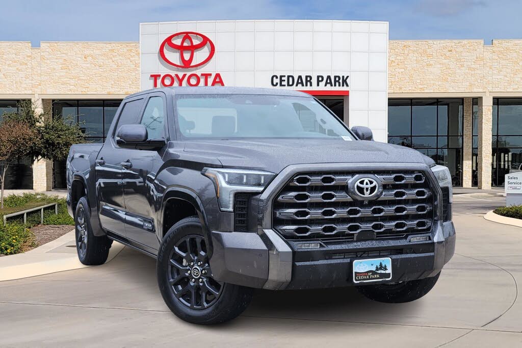 2022 Toyota Tundra Platinum CrewMax Cab 4WD