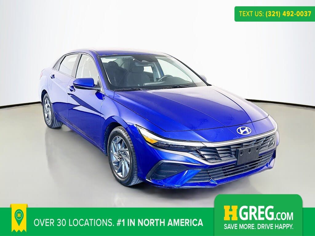 2024 Hyundai Elantra SEL FWD