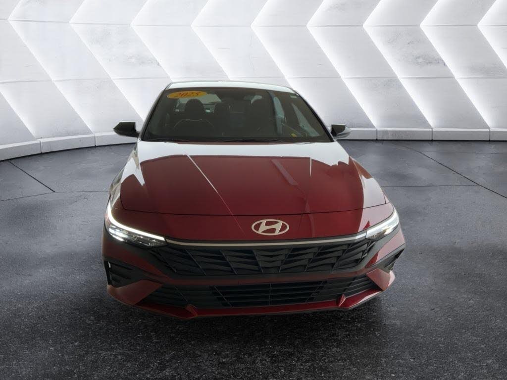 2025 Hyundai Elantra SEL Sport FWD