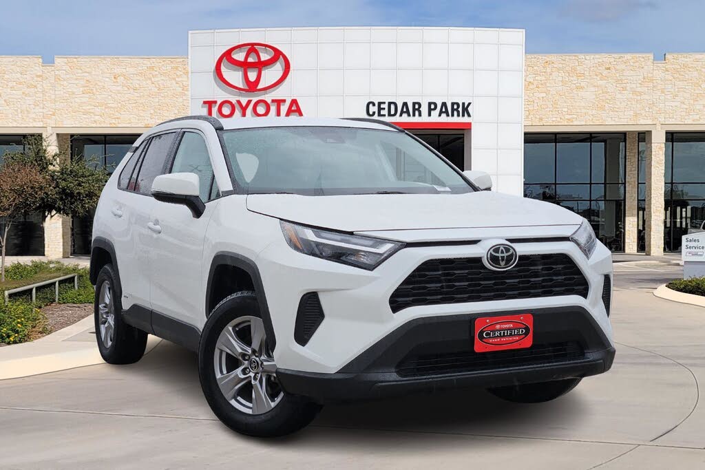2025 Toyota RAV4 Hybrid XLE AWD
