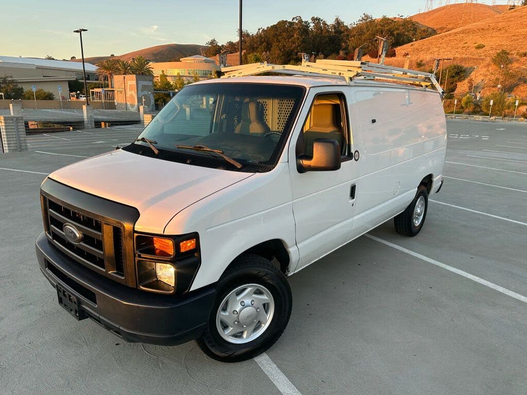 2011 Ford E-Series E-250 Cargo Van