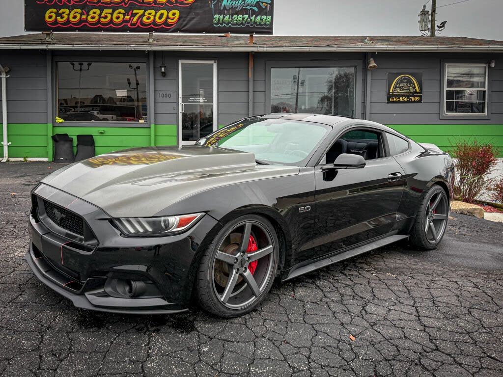 2015 Ford Mustang GT Premium Coupe RWD