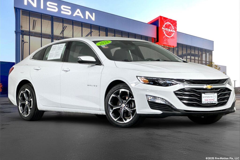 2023 Chevrolet Malibu LT with 1LT FWD