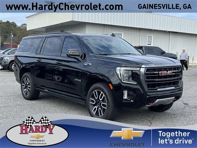 2023 GMC Yukon XL AT4 4WD