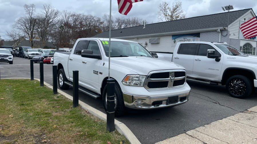 2018 RAM 1500 Big Horn Crew Cab 4WD