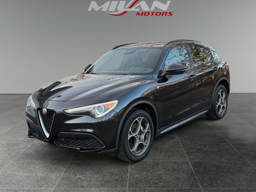 2023 Alfa Romeo Stelvio Ti AWD