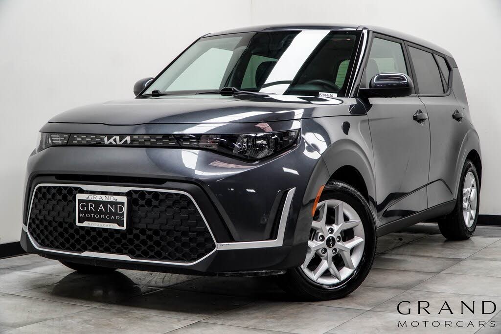 2023 Kia Soul LX FWD