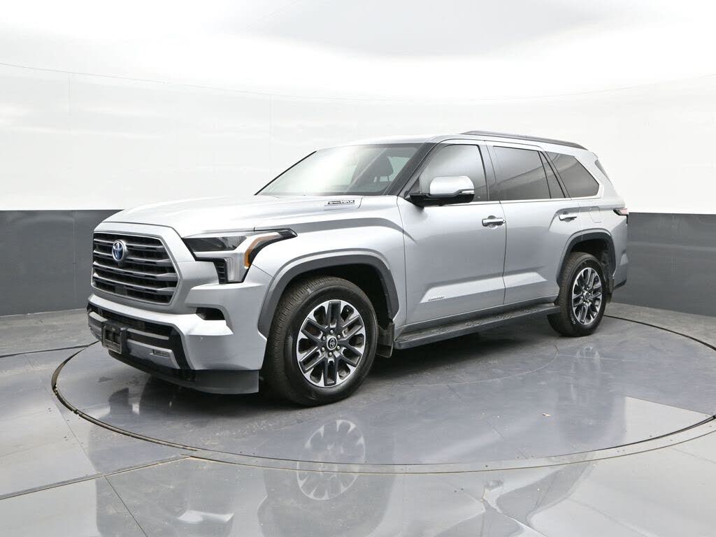 2023 Toyota Sequoia Platinum 4WD