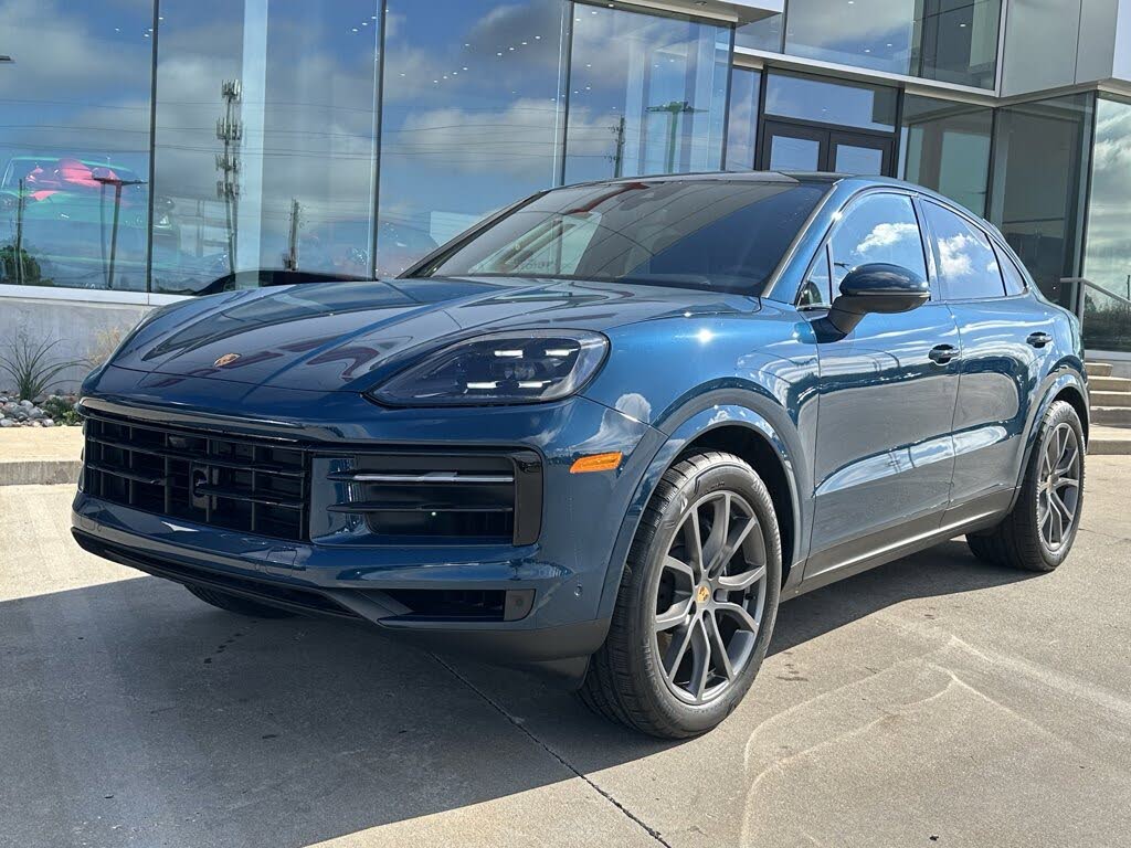 2024 Porsche Cayenne Coupe AWD