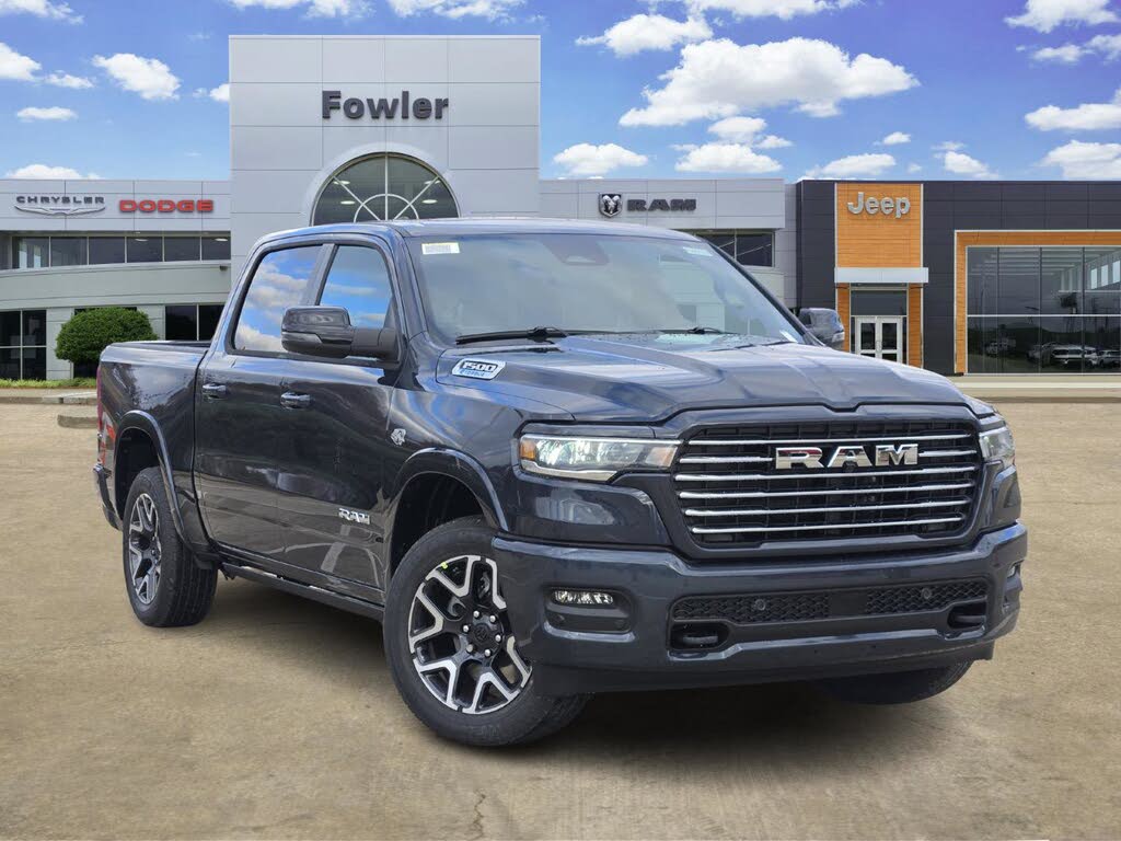 2026 RAM 1500 Laramie Crew Cab 4WD