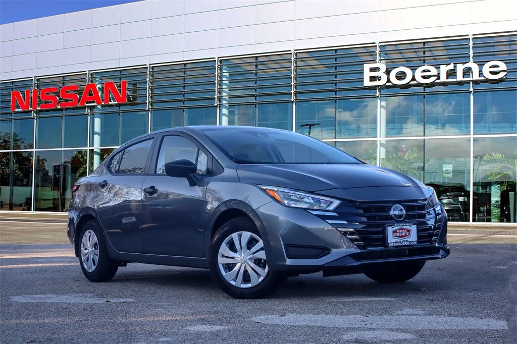 2025 Nissan Versa S FWD