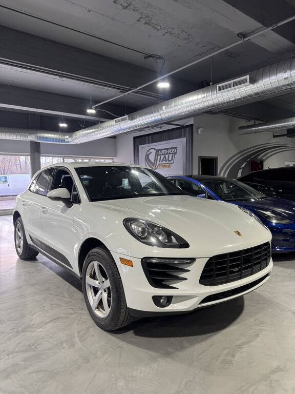 2017 Porsche Macan AWD