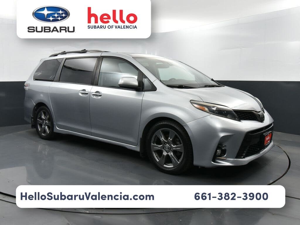 2019 Toyota Sienna SE 8-Passenger FWD
