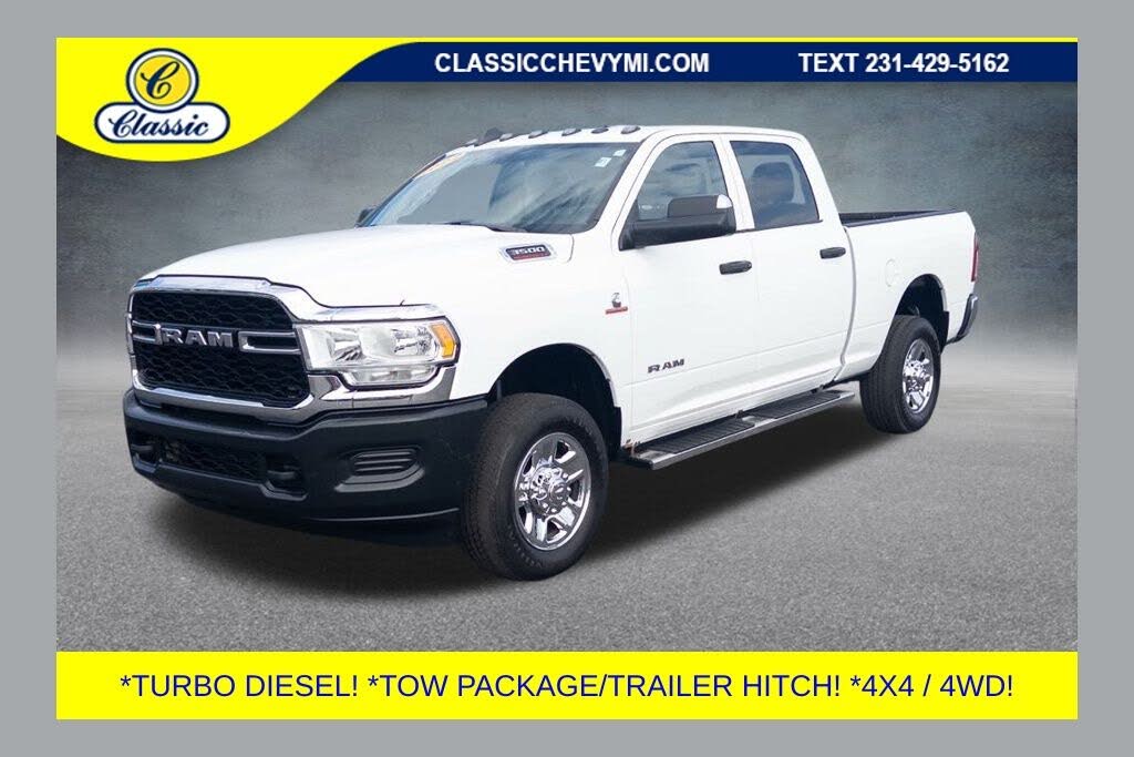 2022 RAM 3500 Tradesman Crew Cab 4WD