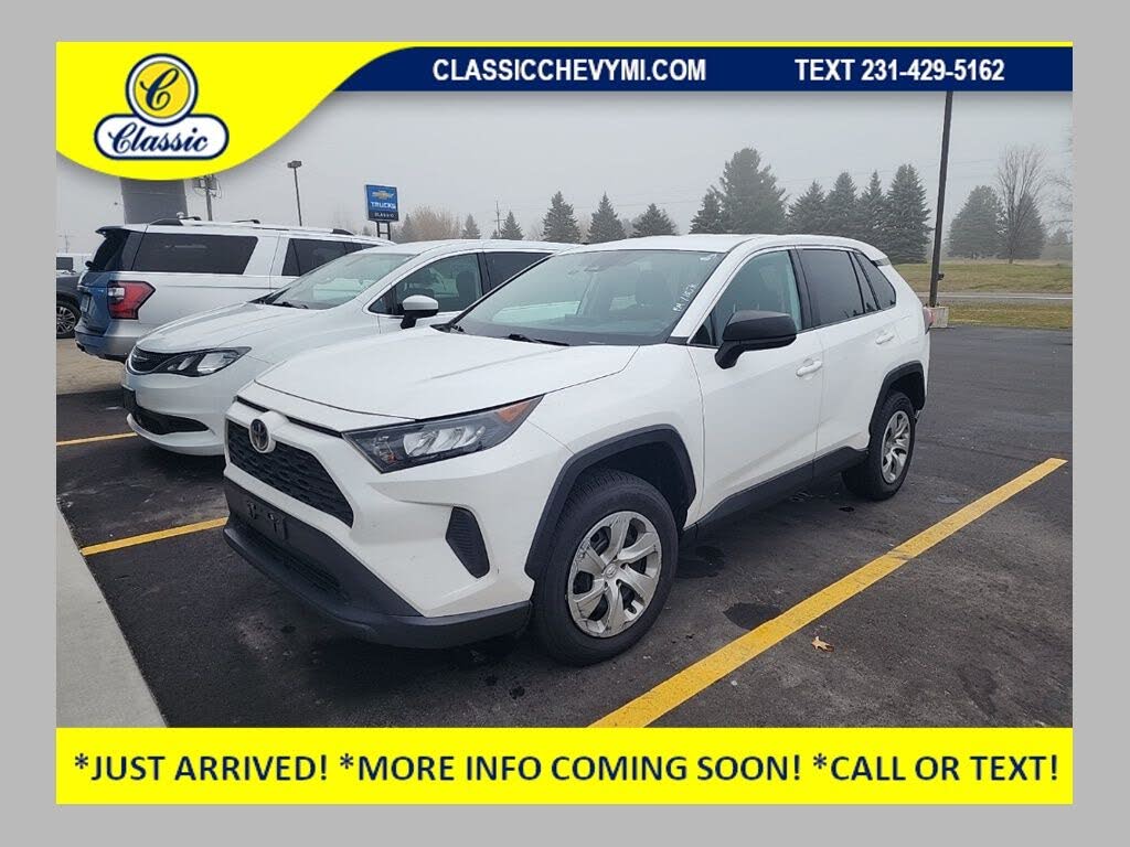 2022 Toyota RAV4 LE AWD