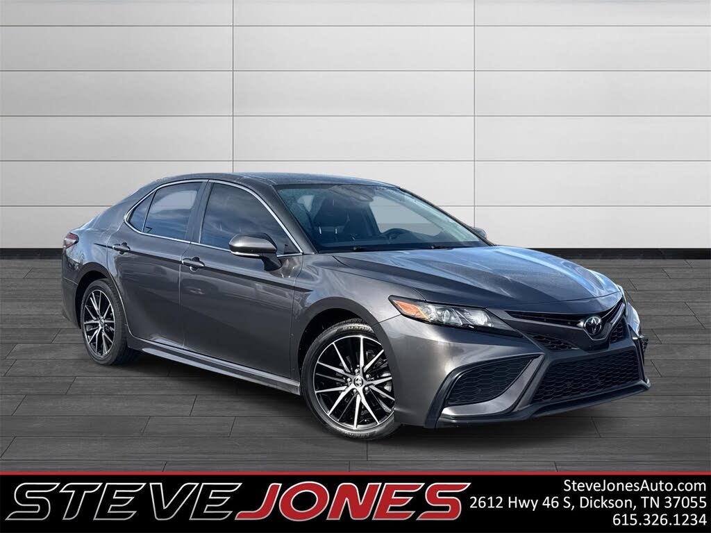 2022 Toyota Camry SE FWD