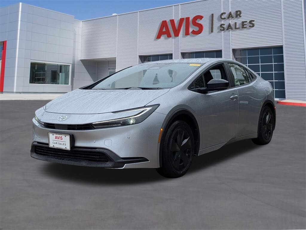 2025 Toyota Prius LE FWD