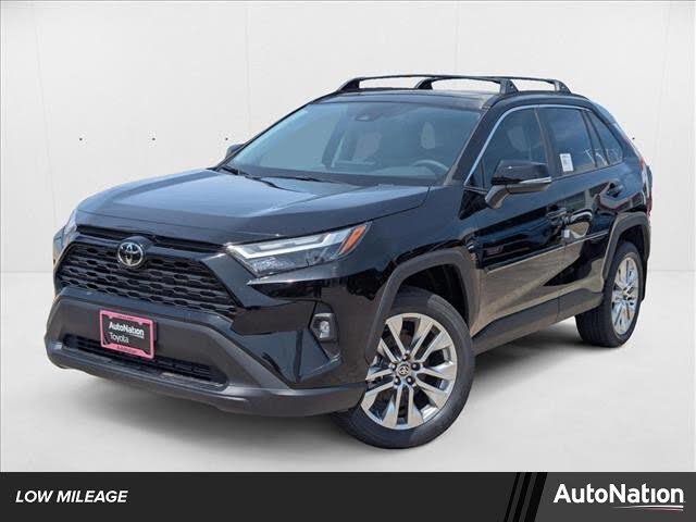 2025 Toyota RAV4 XLE Premium FWD