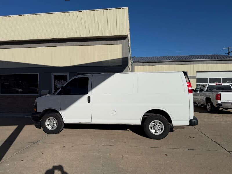 2020 Chevrolet Express Cargo 2500 RWD