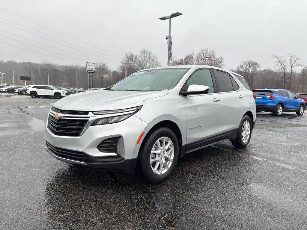 2022 Chevrolet Equinox LT FWD with 1LT