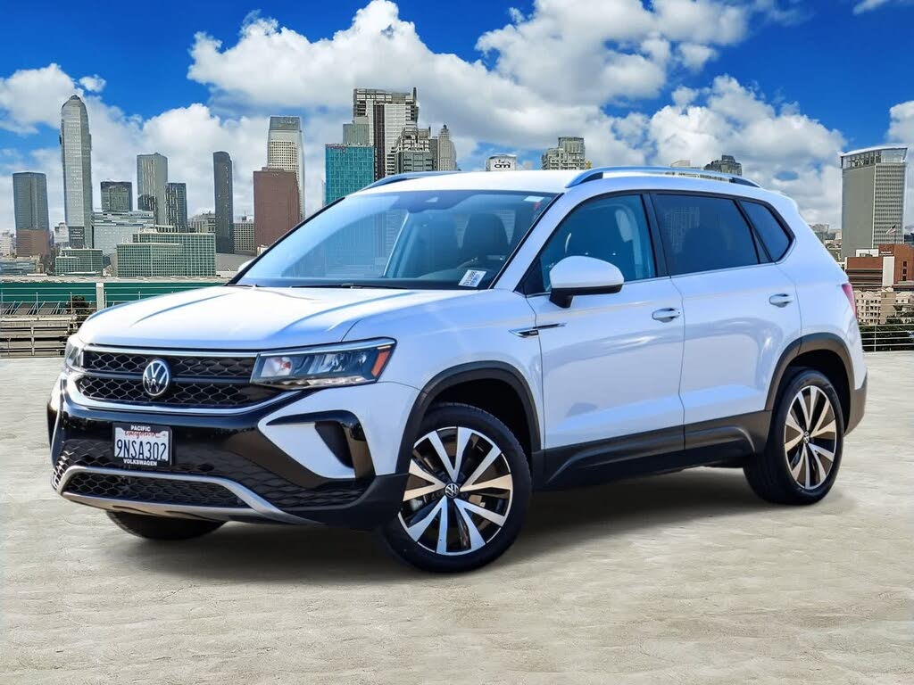 2023 Volkswagen Taos SE FWD