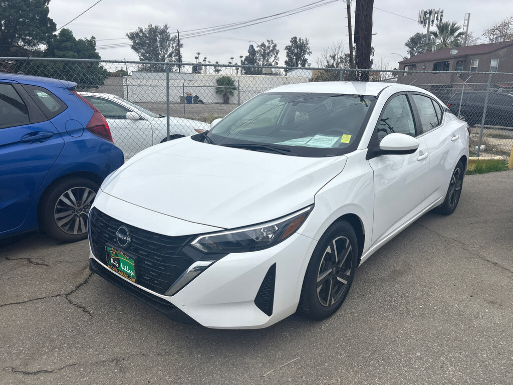 2024 Nissan Sentra SV FWD