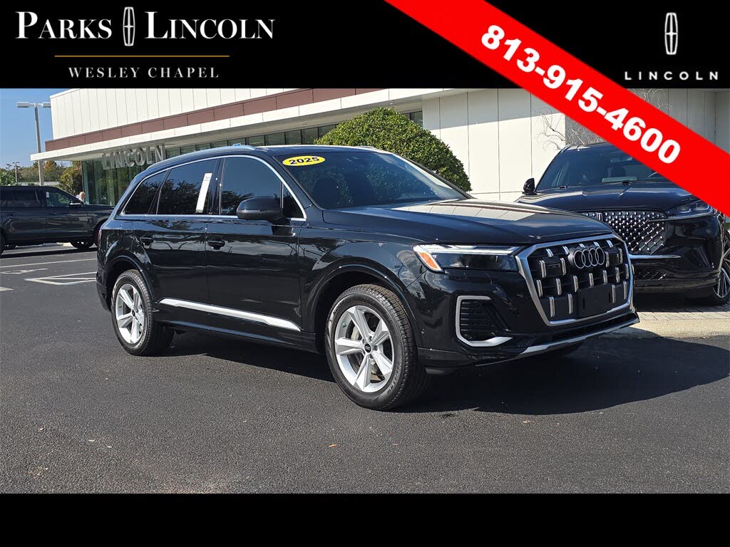 2025 Audi Q7 quattro Premium 45 TFSI
