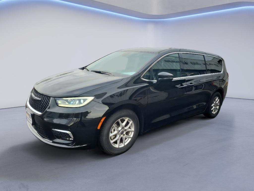 2025 Chrysler Pacifica Select FWD