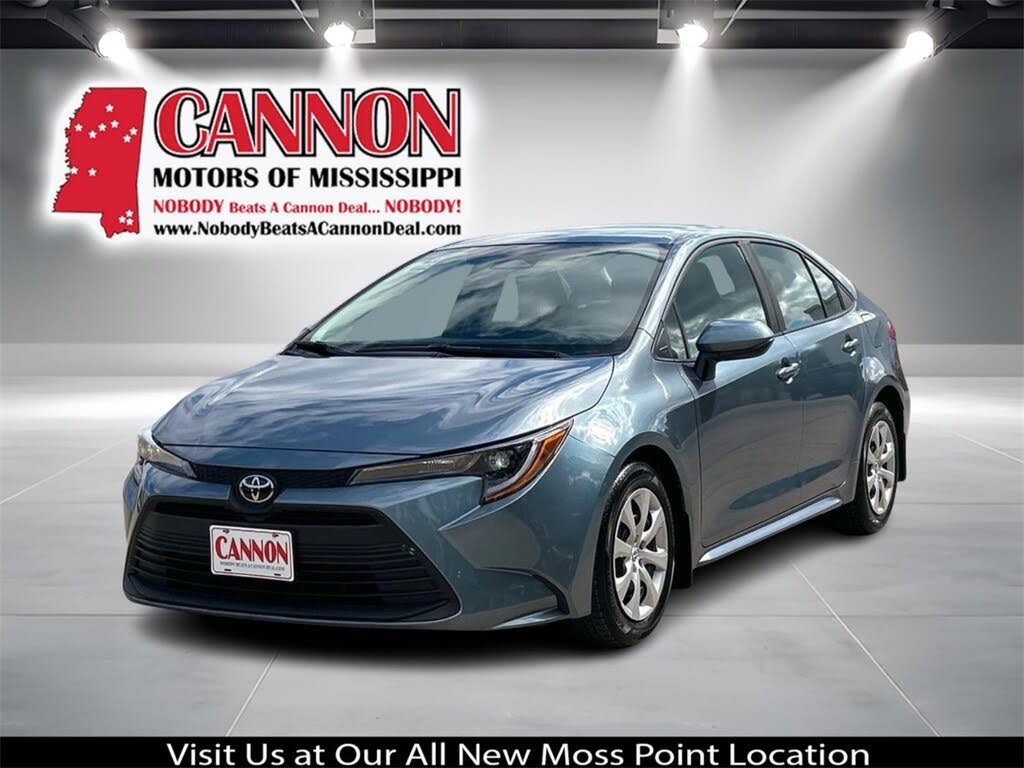 2025 Toyota Corolla LE FWD