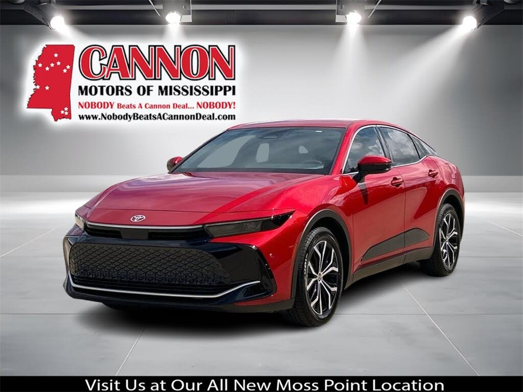 2025 Toyota Crown XLE AWD