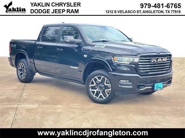 2026 RAM 1500 Laramie Crew Cab 4WD