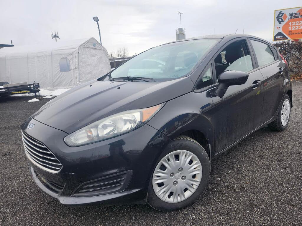 2015 Ford Fiesta S Hatchback