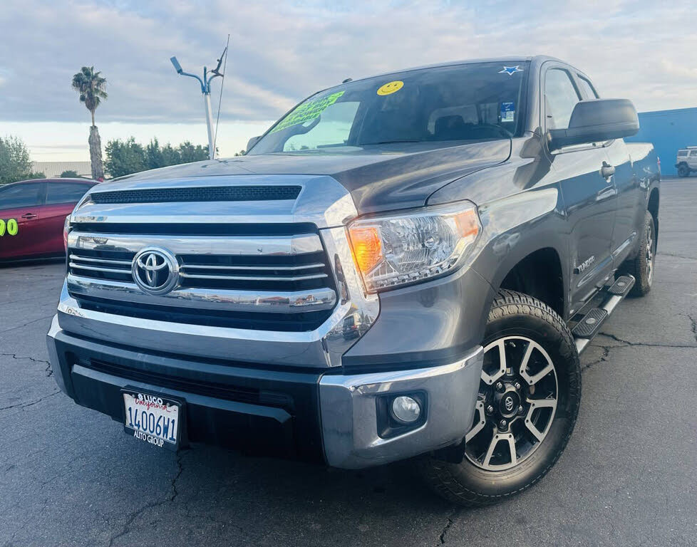 2016 Toyota Tundra SR5 Double Cab 4.6L