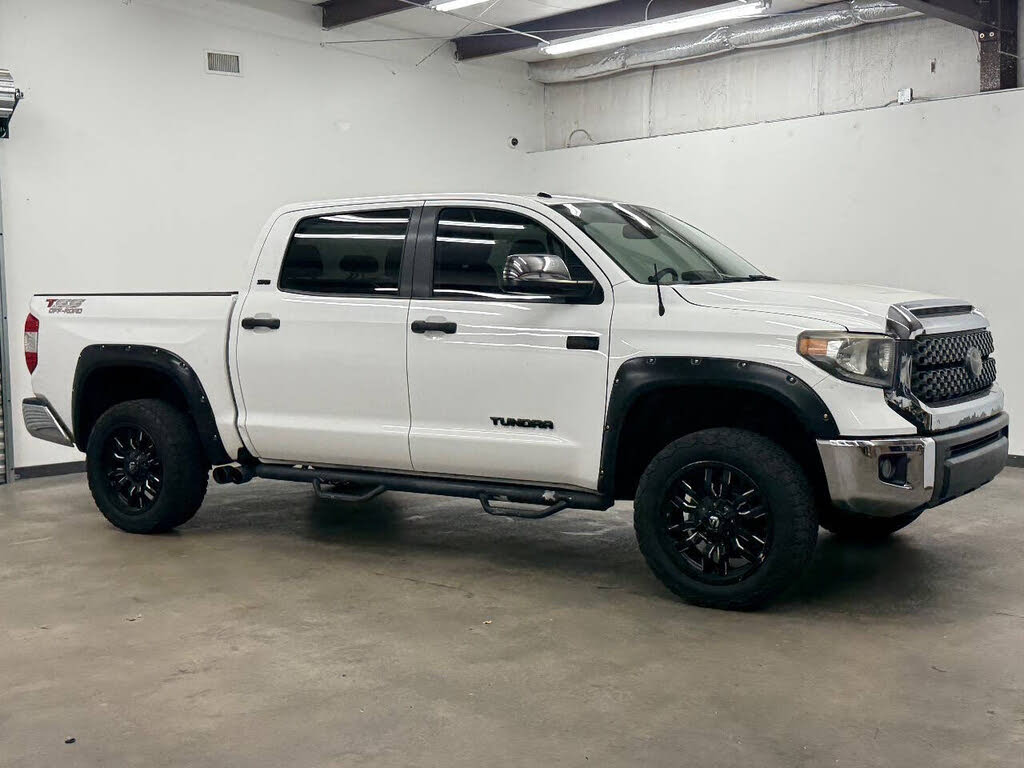 2019 Toyota Tundra SR5 CrewMax 5.7L 4WD