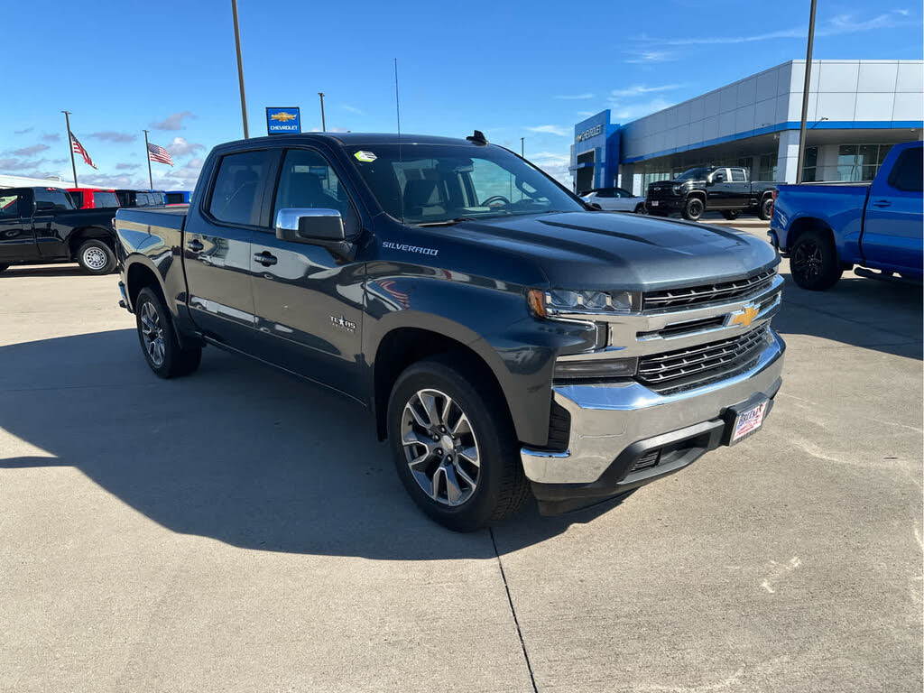 2022 Chevrolet Silverado 1500 LT Crew Cab RWD