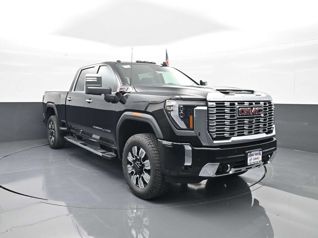 2025 GMC Sierra 2500HD Denali Crew Cab 4WD
