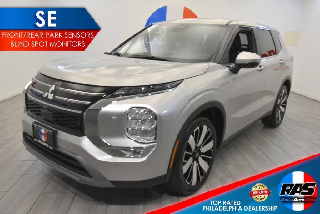 2025 Mitsubishi Outlander SE FWD
