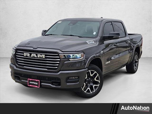 2026 RAM 1500 Laramie Crew Cab 4WD