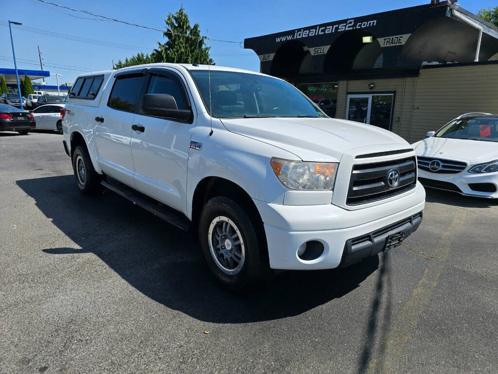 2013 Toyota Tundra Grade CrewMax 5.7L 4WD