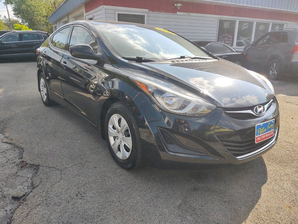 2016 Hyundai Elantra SE FWD