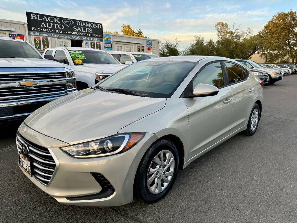 2017 Hyundai Elantra SE FWD