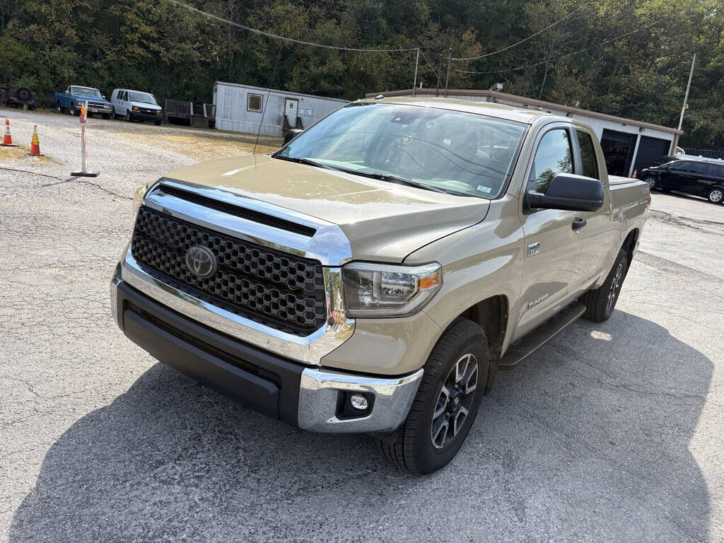 2018 Toyota Tundra SR5 Double Cab 5.7L FFV 4WD