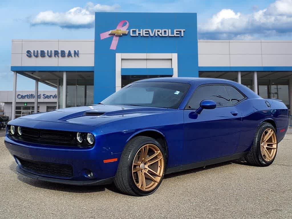 2020 Dodge Challenger SXT RWD